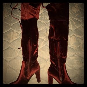 Chelsea Moreland Gorgeous Burgundy Boots